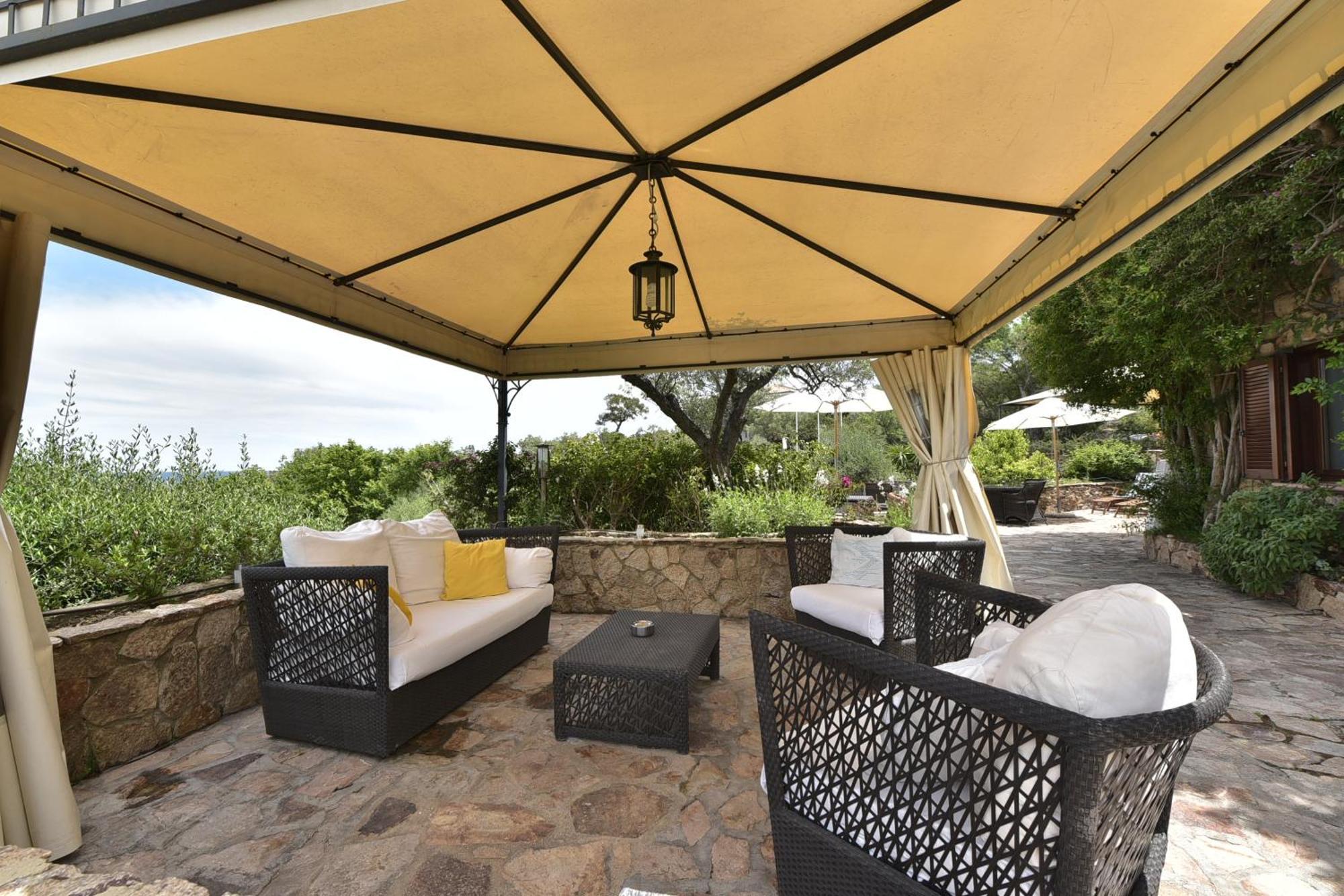 Villa Minda Lodge & View San Teodoro  Zewnętrze zdjęcie