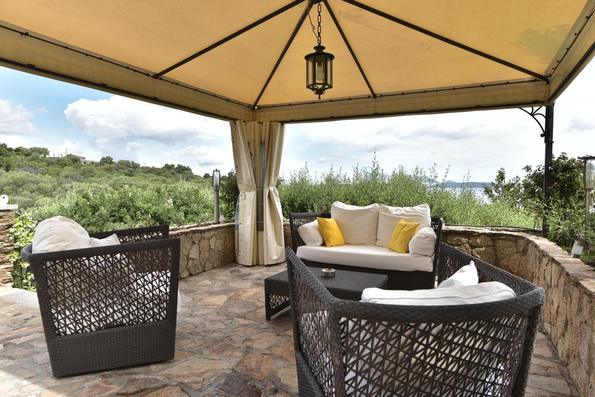 Villa Minda Lodge & View San Teodoro  Zewnętrze zdjęcie